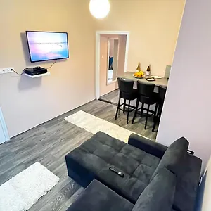 Flamingo Rezidencia Apartament
